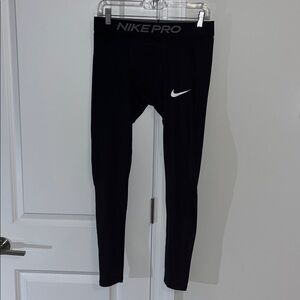 Nike Black PRO Tight Fit Compression tapered workout yoga style tights leggings